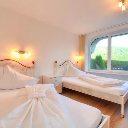 Eichenhof 2 - By Alpen Lägenhet Zell am See